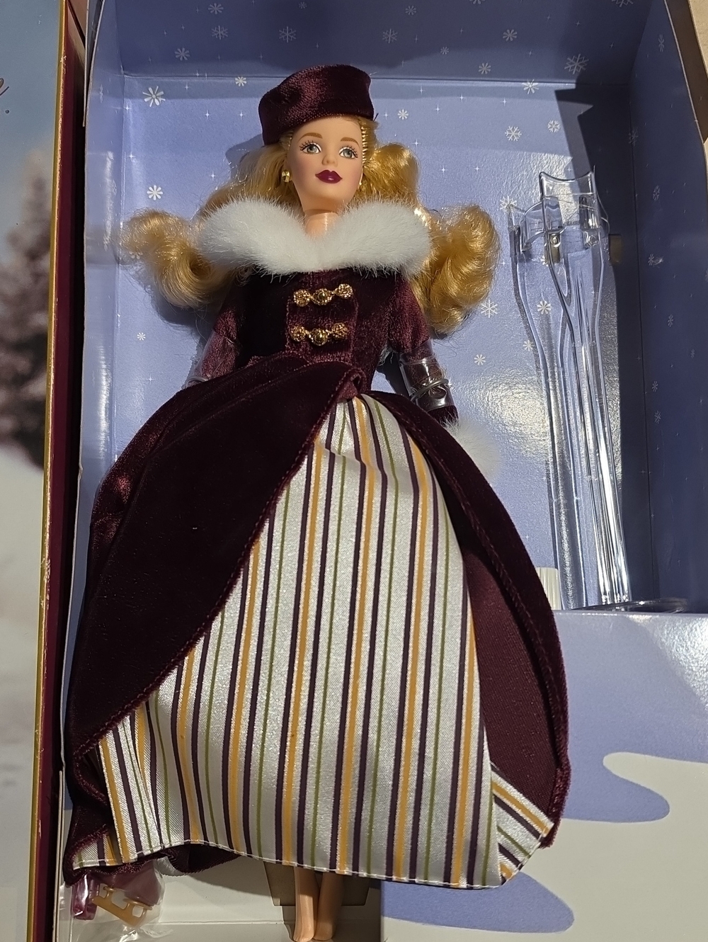 2000 Special Edition Victorian Ice Skater Barbie